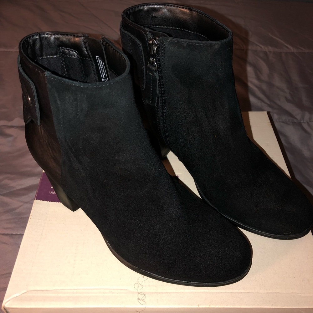 Heeled boots